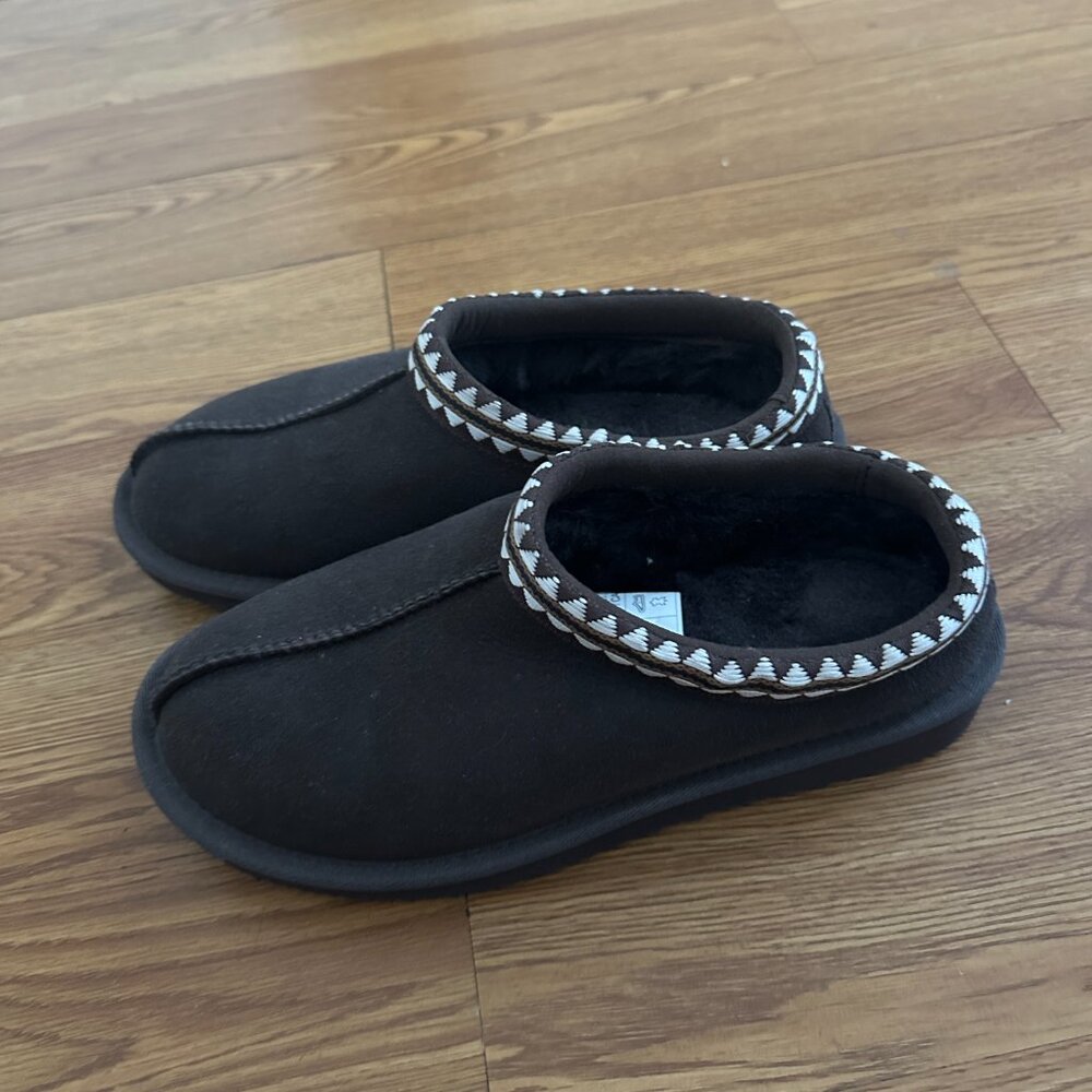 Unisex Dark Brown Chocolate Shearling Slippers - Picture 3 of 4